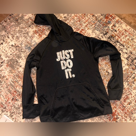 Nike Pullover - Picture 1 of 4